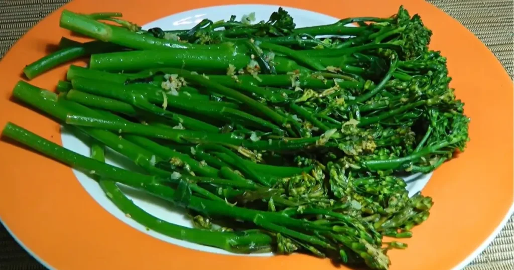 Sauteed Greens to eat with short ribs